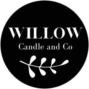 Willow candle and co, vente en ligne de bougies parfumées originales et vegan, inspirées par les légendes celtes, la magie et le romantisme. Coulées à la main près de Toulouse.  Tout est fait main et artisanal.